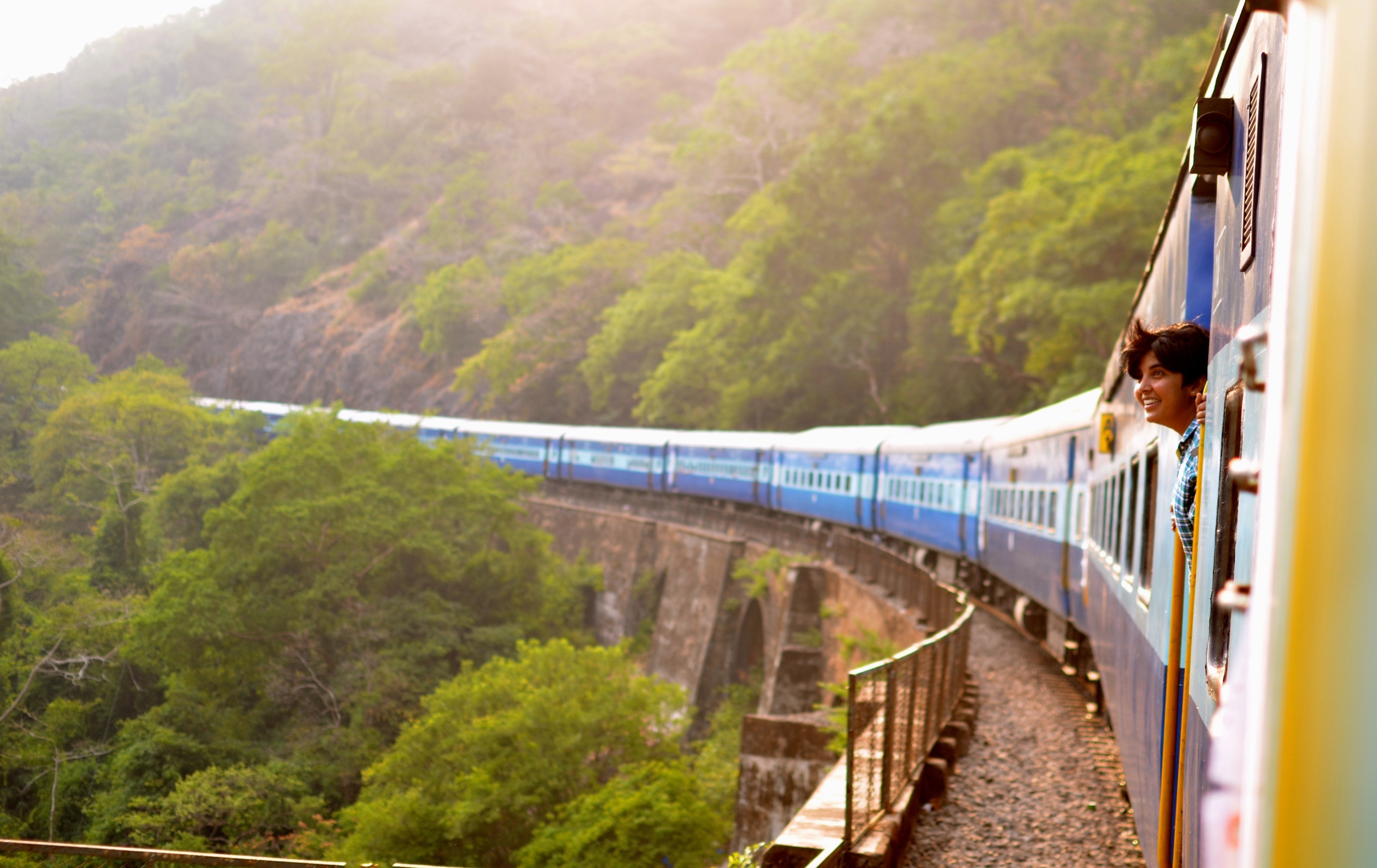 gap year travel sri lanka nine arcs train