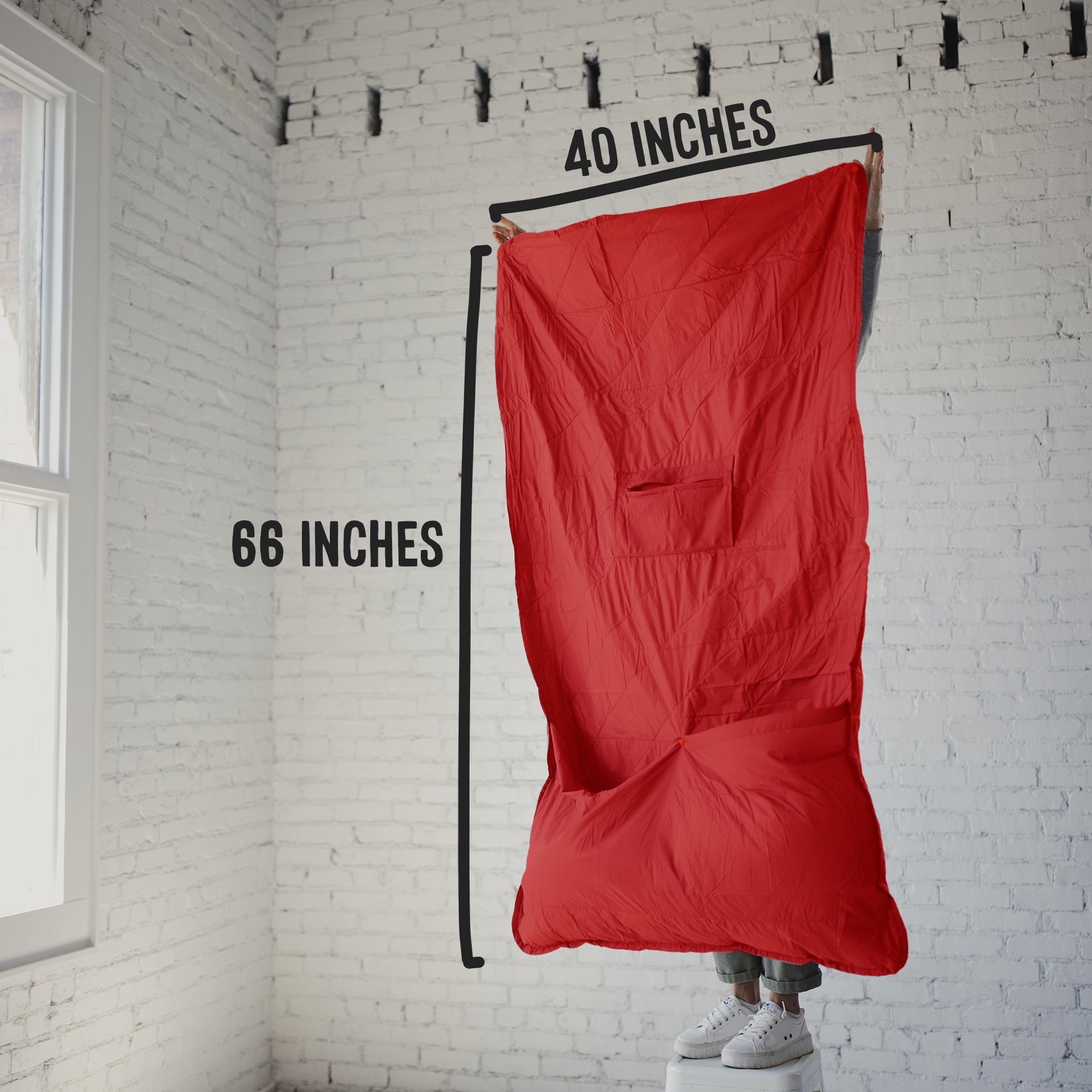 GRAVEL x Girls Love Travel Layover™ Travel Blanket - Packable & Puffy | Red