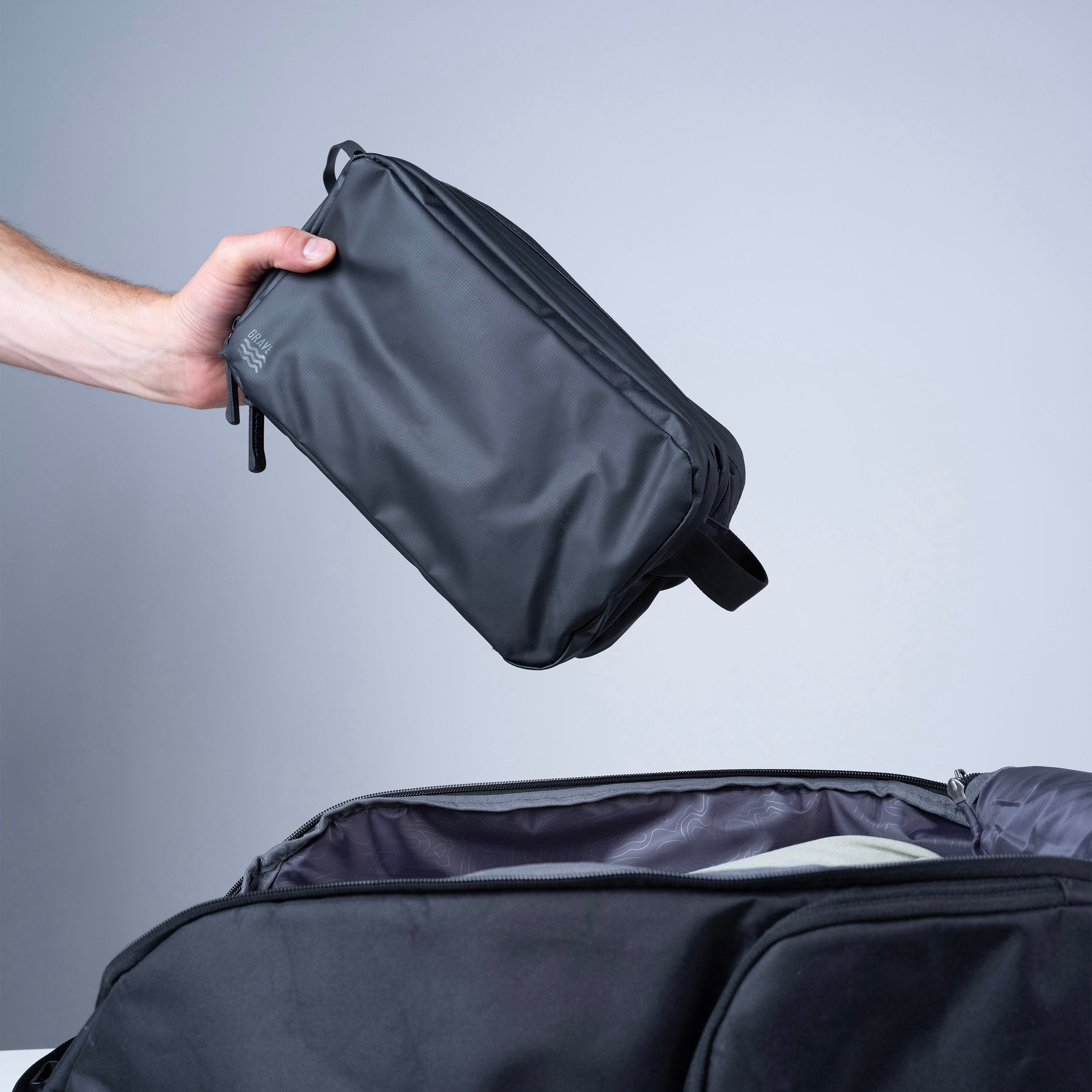 Trousse de toilette noire Explorer MAX™ - L'emballage le plus efficace