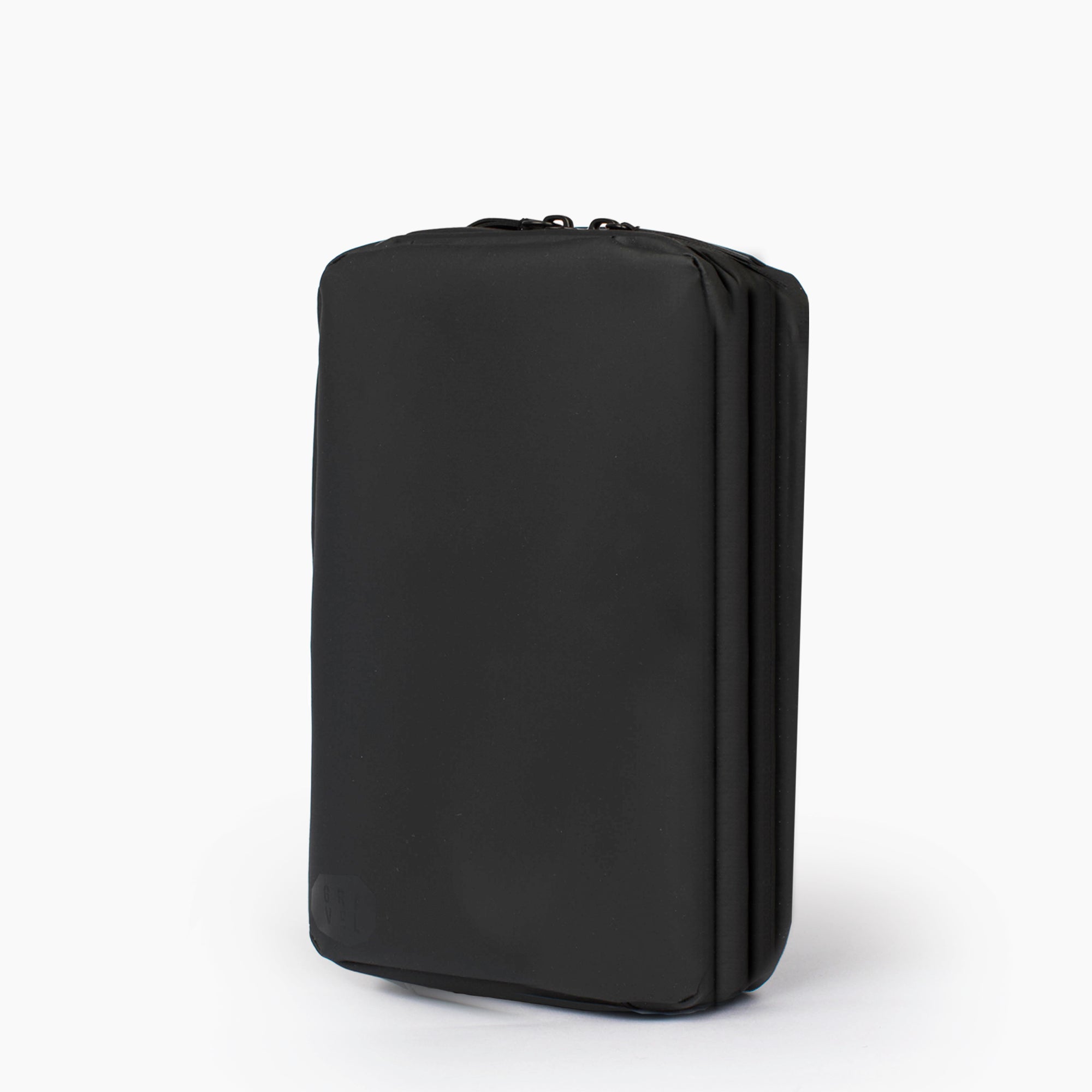 Garage Sale | Explorer SLIM™ Toiletry Bag - Traveling Lighter