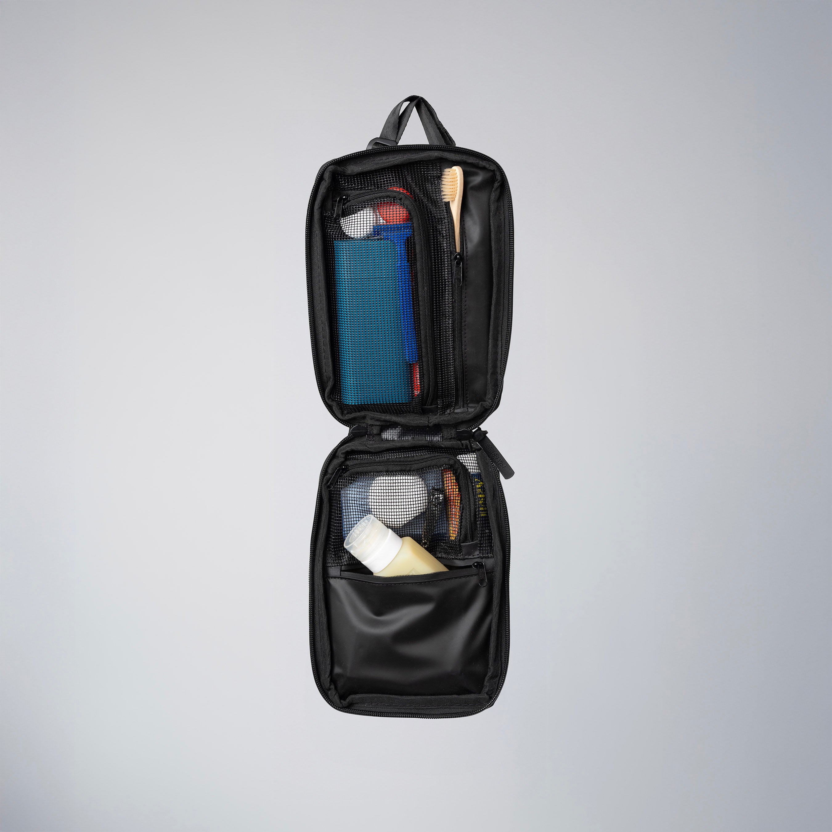 Trousse de toilette Black Explorer SLIM™ - Briquet de voyage