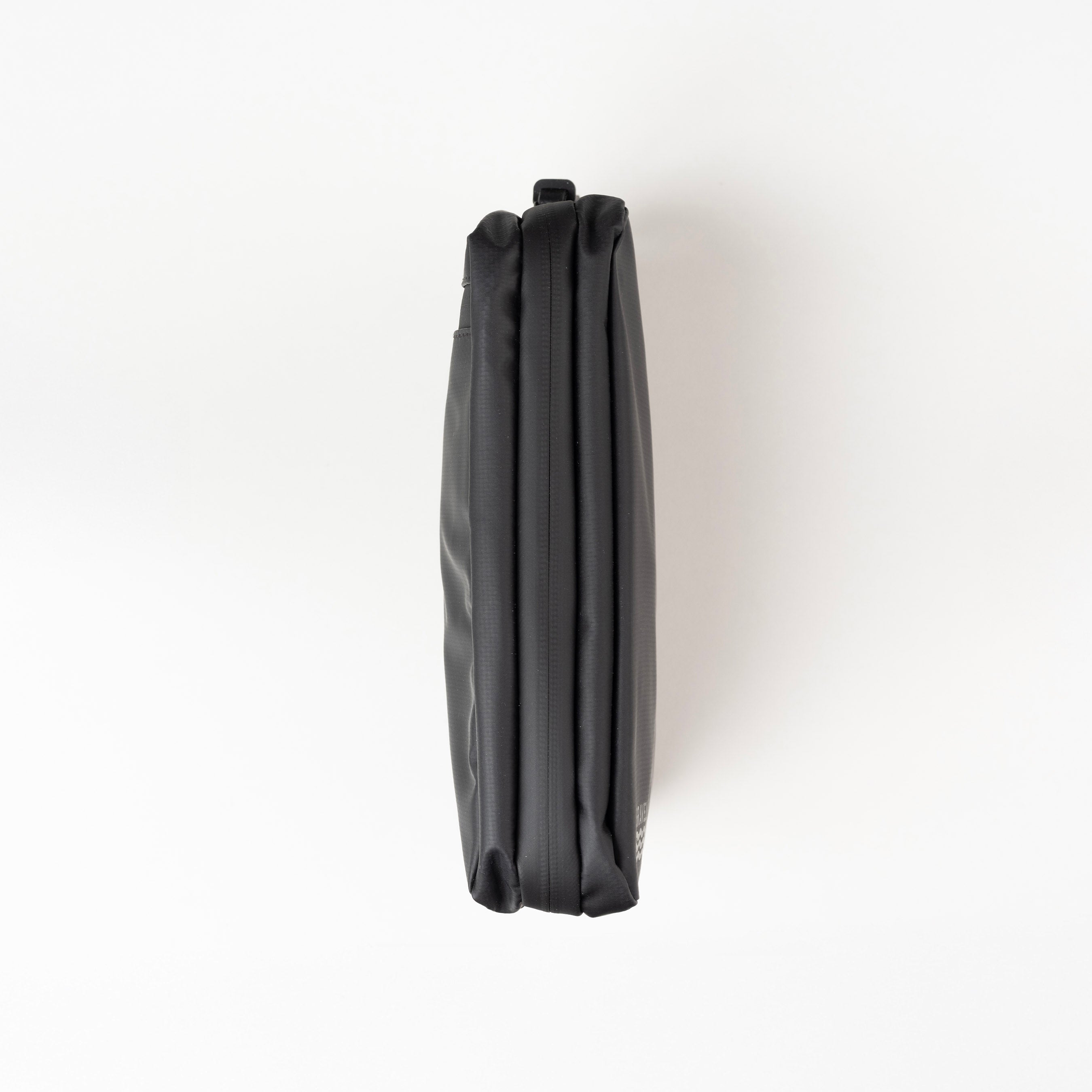 Trousse de toilette Black Explorer SLIM™ - Briquet de voyage