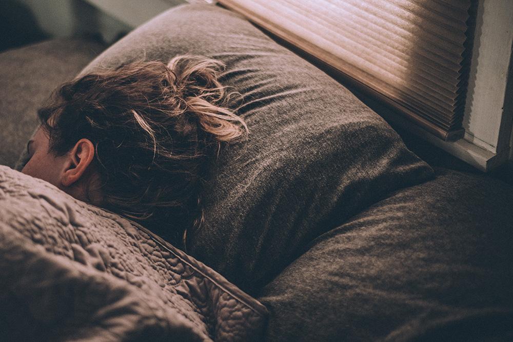 5 Habits to Help You Sleep Better Wherever You Are | Gravel