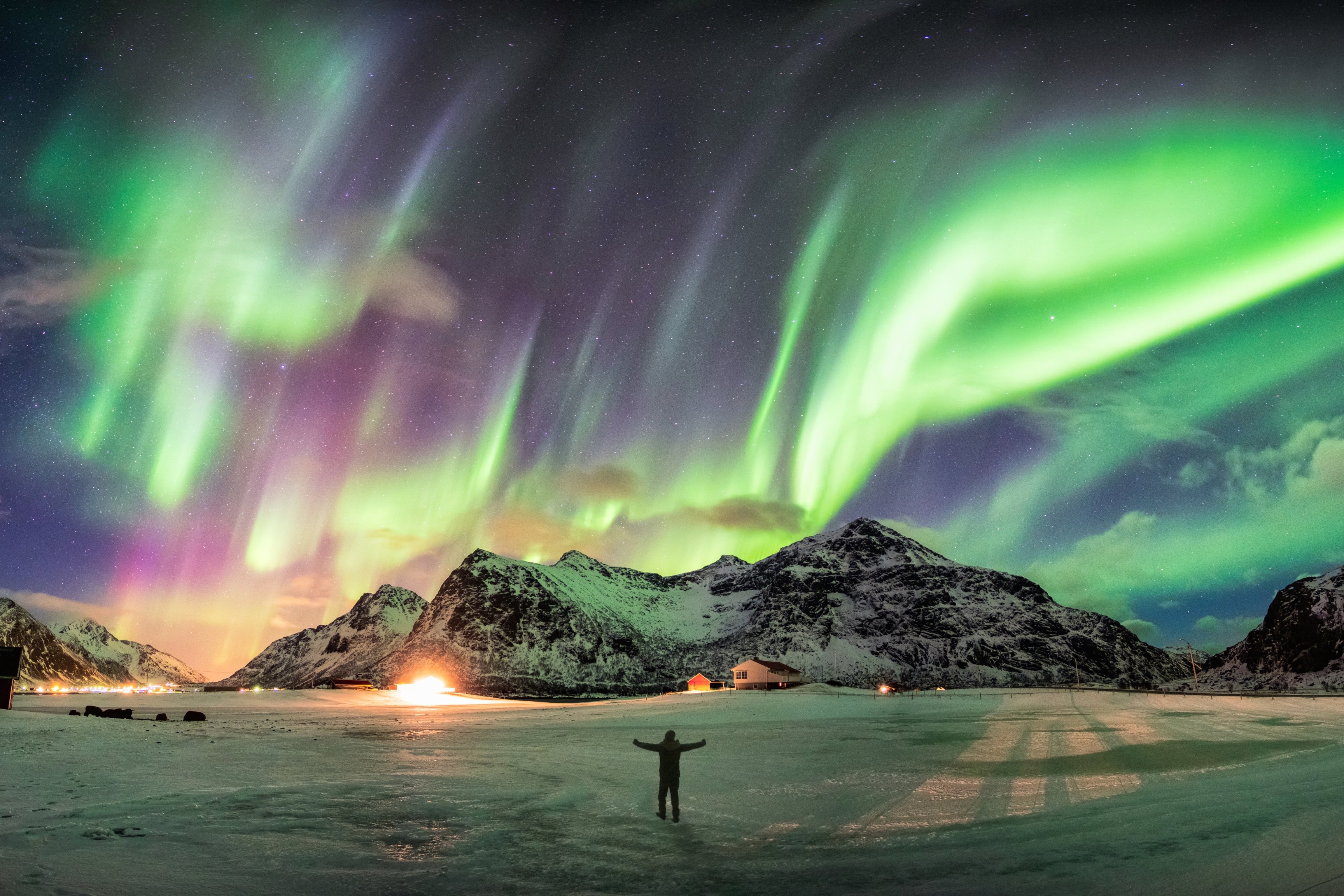 best place northern lights green sky