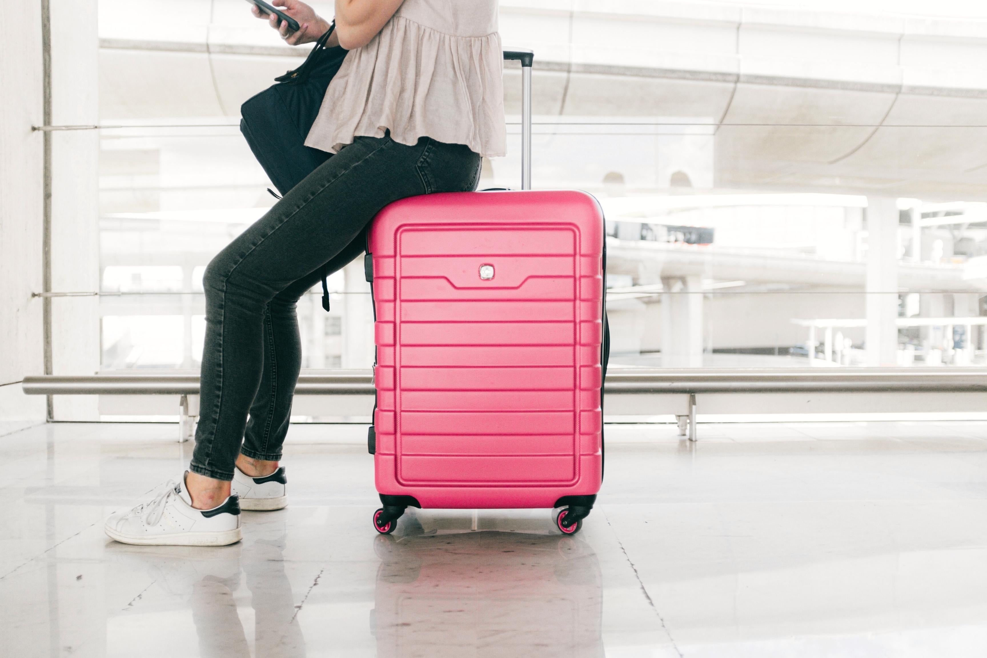 What is Carry-On Baggage? | Carry-On Baggage Definition