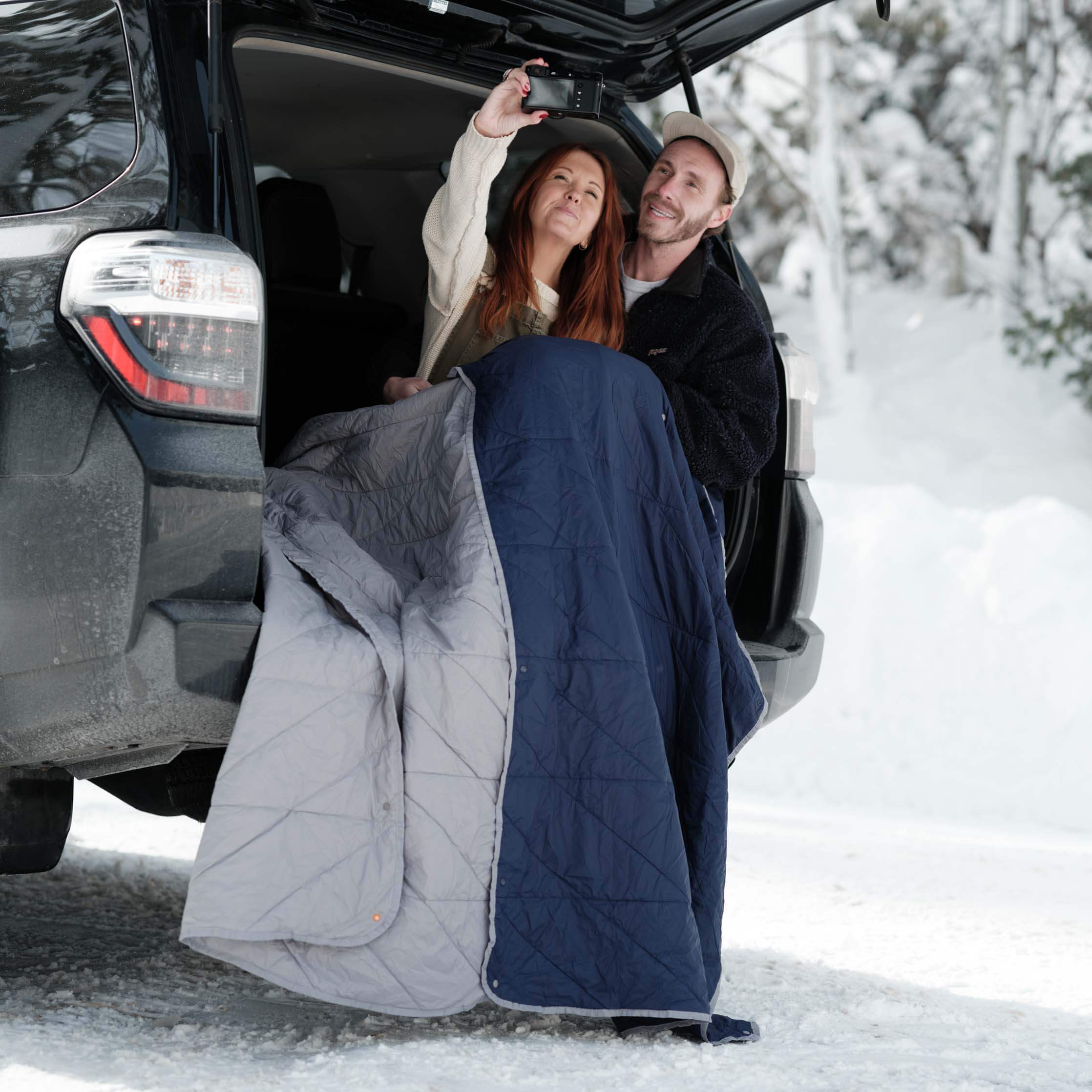 GARAGE SALE | Layover™ Travel Blanket - Insulated & Packable | Blue